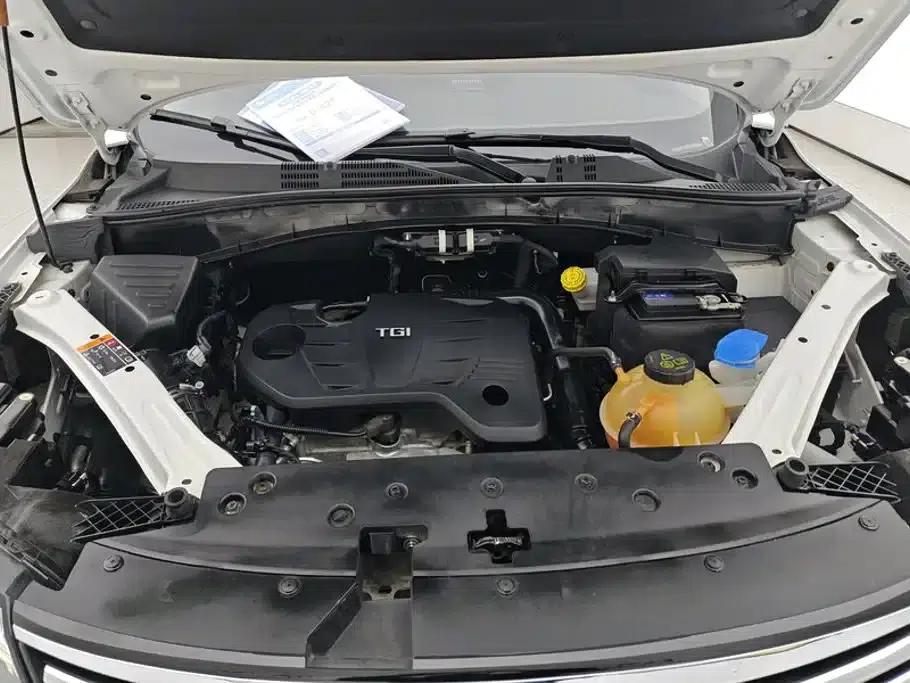 Roewe RX5 2020 20T Automatic 4G Connected Million Edition — миниатюра 10