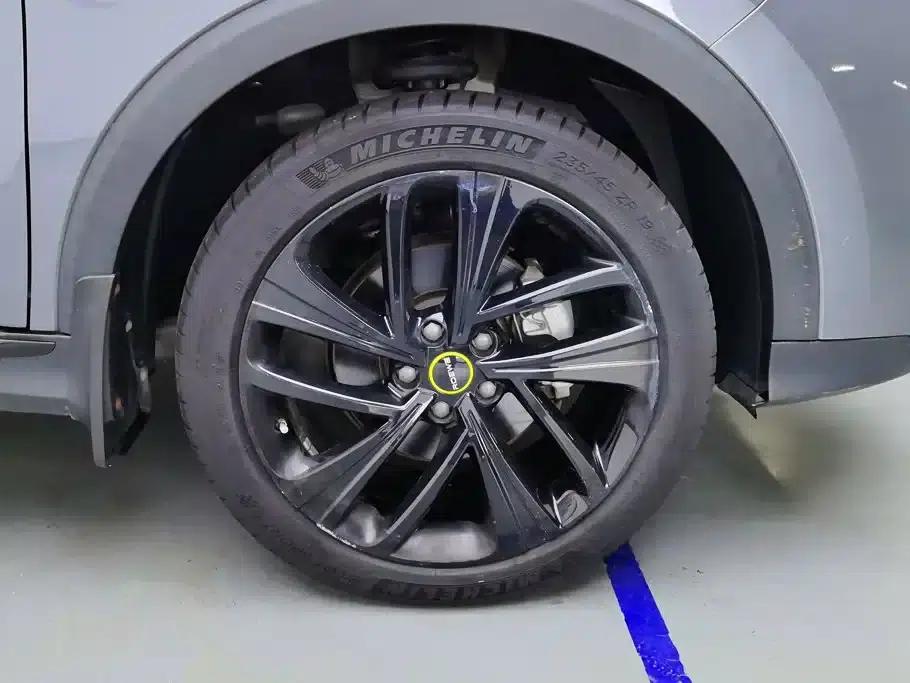 Roewe RX5 2021 PLUS 300TGI Automatic Ali National Trend Flagship Ronglin Edition — миниатюра 6