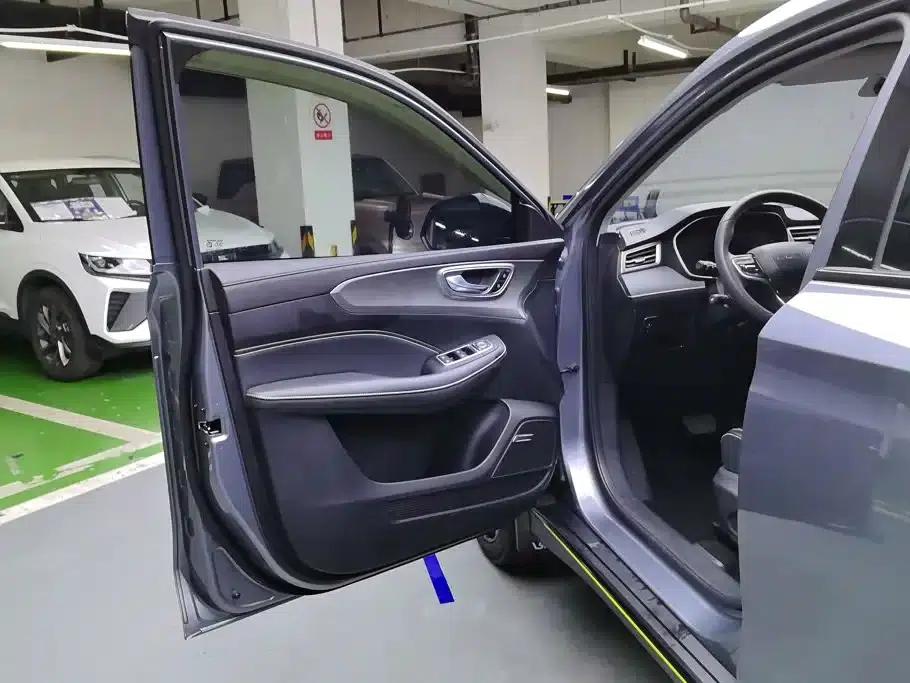 Roewe RX5 2021 PLUS 300TGI Automatic Ali National Trend Flagship Ronglin Edition — миниатюра 7