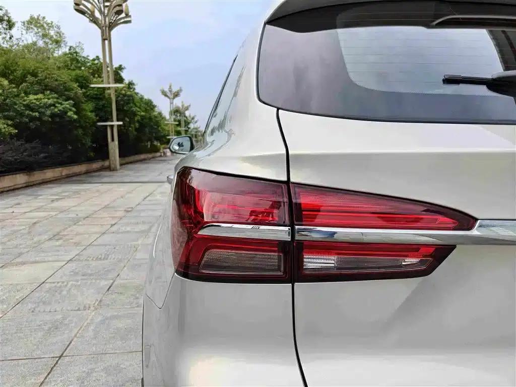 Roewe RX5 2020 20T Automatic 4G Connected Million Edition — миниатюра 11