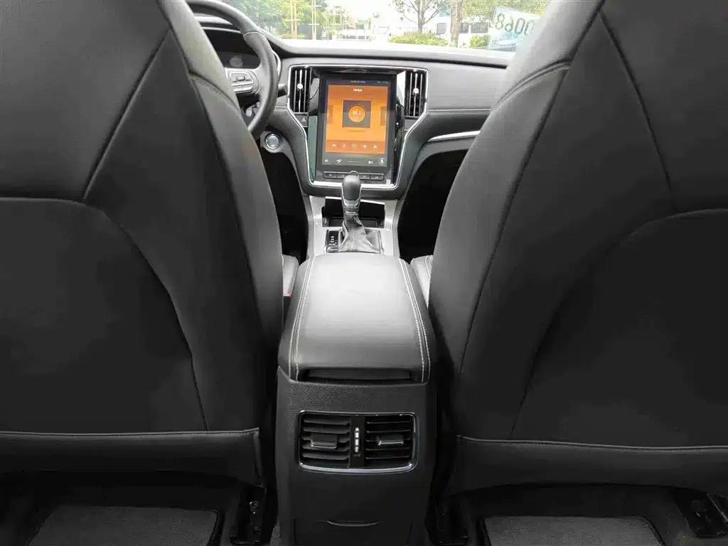 Roewe RX5 2020 20T Automatic 4G Connected Million Edition — миниатюра 22