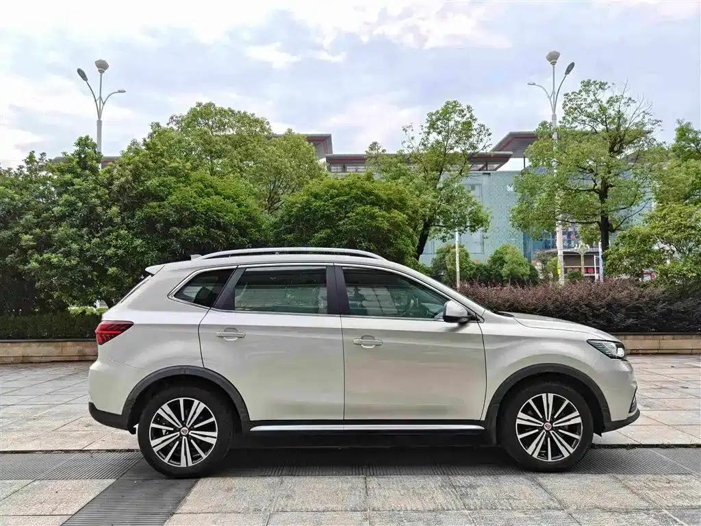Roewe RX5 2020 20T Automatic 4G Connected Million Edition — миниатюра 7