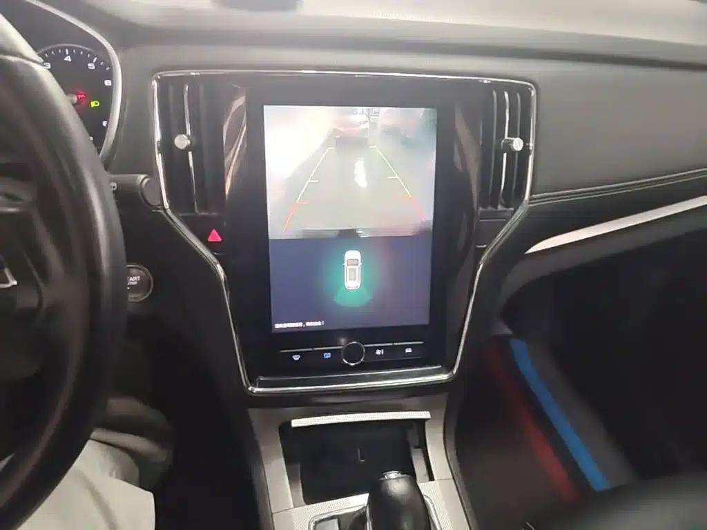 Roewe RX5 2019 20T Two-Wheel Drive Automatic 4G Connected Platinum Edition — миниатюра 13