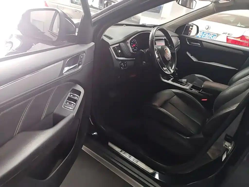 Roewe RX5 2019 20T Two-Wheel Drive Automatic 4G Connected Platinum Edition — миниатюра 16