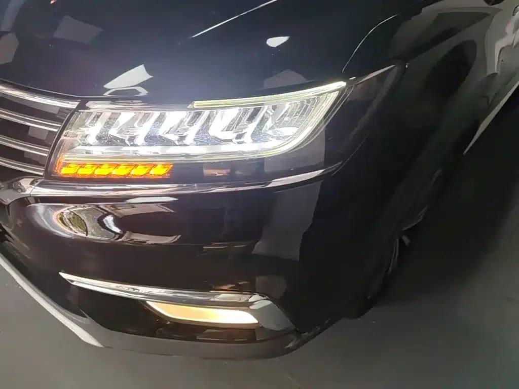 Roewe RX5 2019 20T Two-Wheel Drive Automatic 4G Connected Platinum Edition — миниатюра 24
