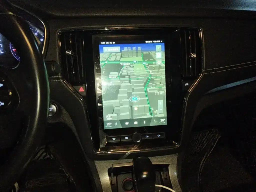Roewe RX5 2016 20T Two-Wheel Drive Automatic Internet Smart Edition — миниатюра 10