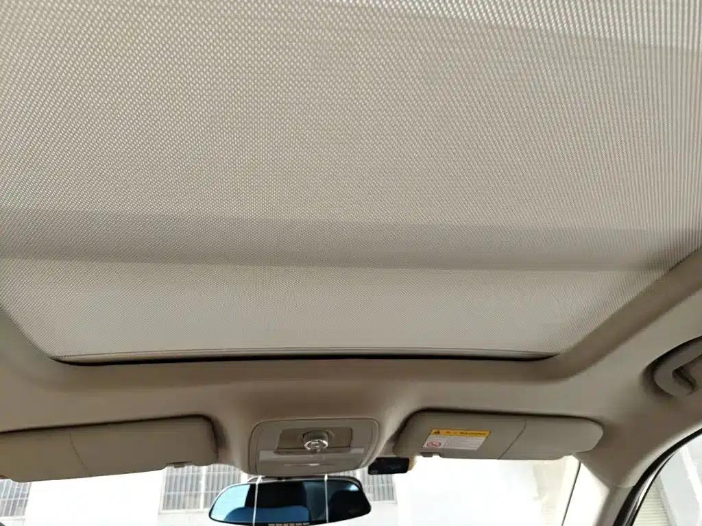 Roewe RX5 2016 20T Two-Wheel Drive Automatic Internet Smart Edition — миниатюра 15