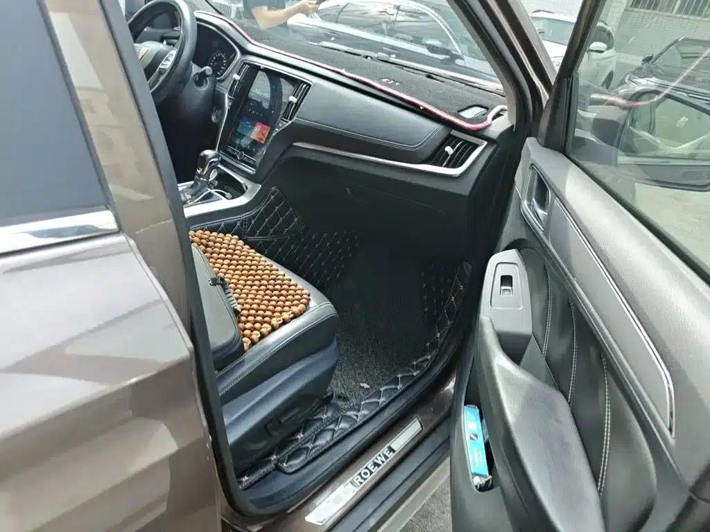 Roewe RX5 2016 20T Two-Wheel Drive Automatic Internet Smart Edition — миниатюра 22