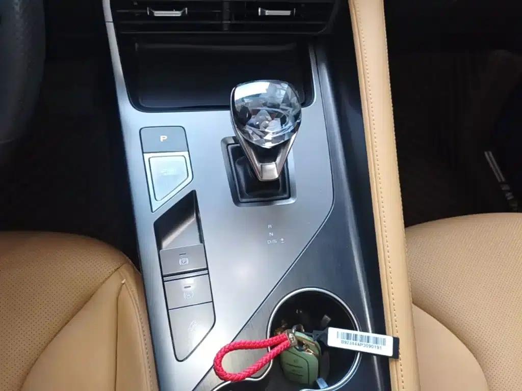 Roewe RX5 2023 1.5T Superior Edition — миниатюра 14