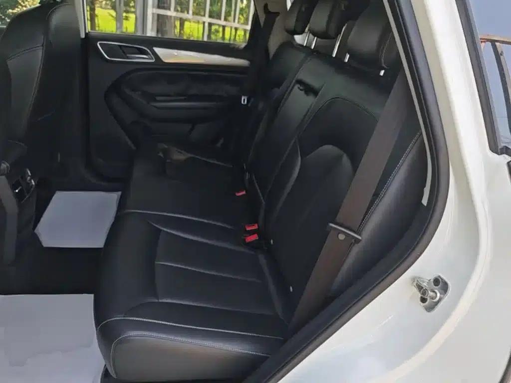 Roewe RX5 2016 20T Two-Wheel Drive Automatic Internet Smart Edition — миниатюра 17