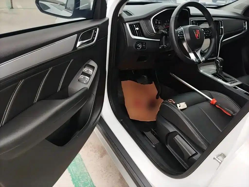 Roewe RX5 2020 20T Automatic 4G Connected Million Edition — миниатюра 16