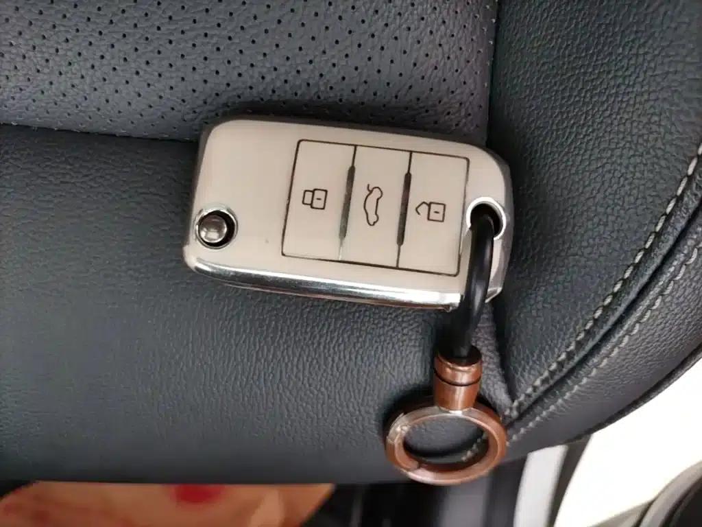 Roewe RX5 2020 20T Automatic 4G Connected Million Edition — миниатюра 9