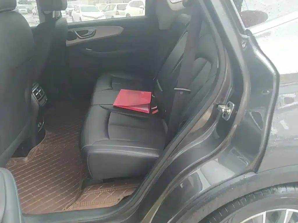 Roewe RX5 2023 PLUS 330TGI Automatic Trendsetting Smart Edition — миниатюра 17