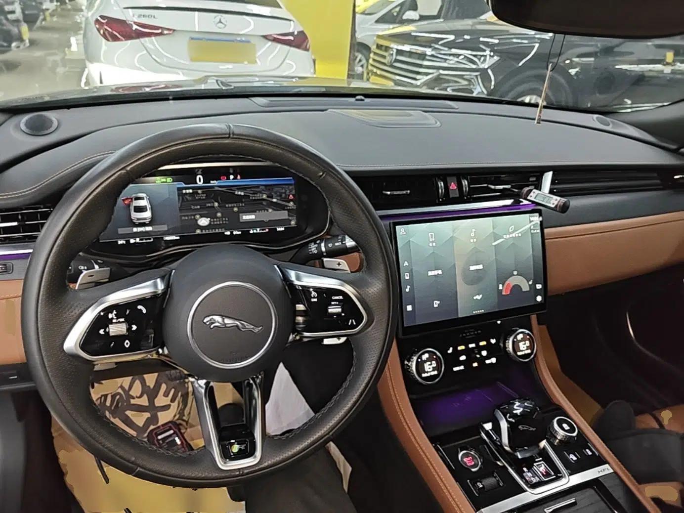 Jaguar XFL 2022 XFL 2.0T P250 Two-Wheel-Drive Elite Sport Edition — миниатюра 12
