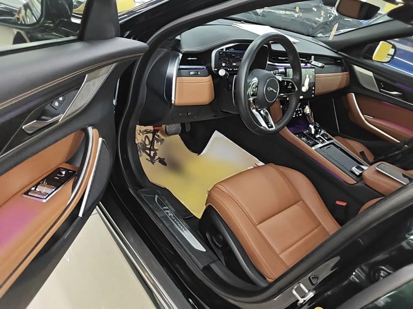 Jaguar XFL 2022 XFL 2.0T P250 Two-Wheel-Drive Elite Sport Edition — миниатюра 18