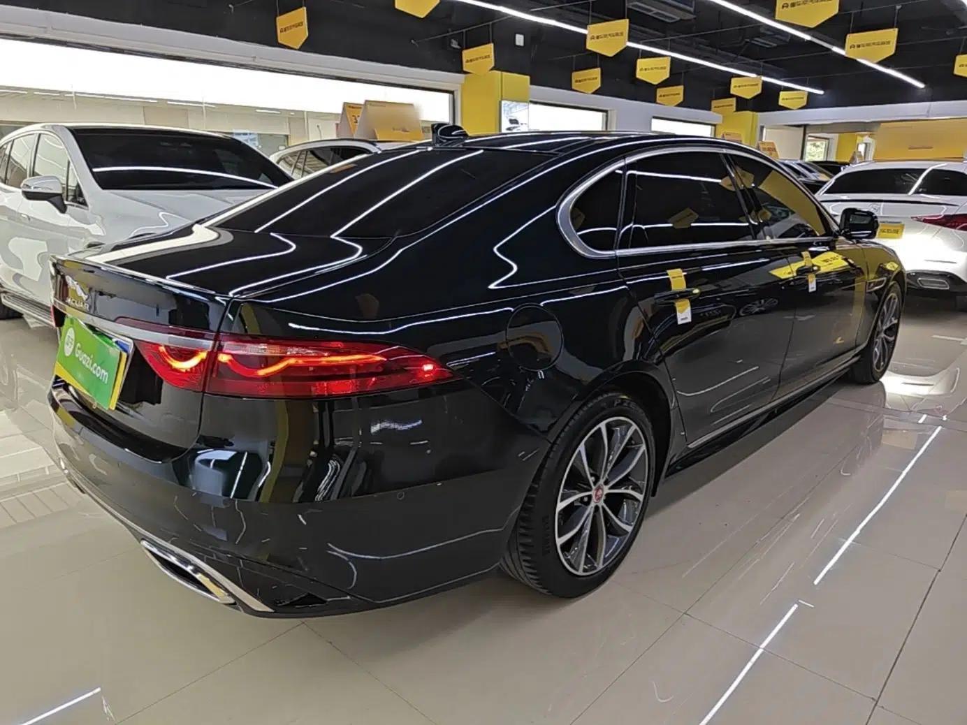 Jaguar XFL 2022 XFL 2.0T P250 Two-Wheel-Drive Elite Sport Edition — миниатюра 6