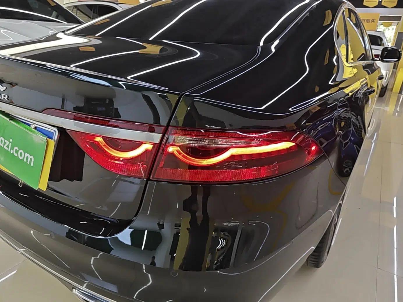 Jaguar XFL 2022 XFL 2.0T P250 Two-Wheel-Drive Elite Sport Edition — миниатюра 9