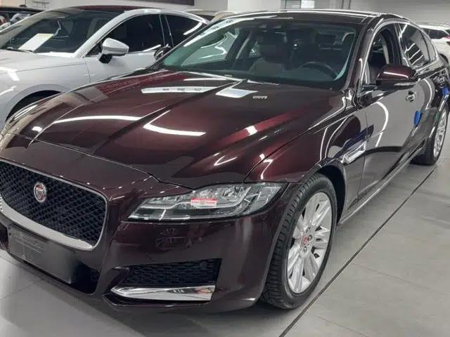 Jaguar XFL 2018 XFL 2.0T 250 PS Luxury Edition