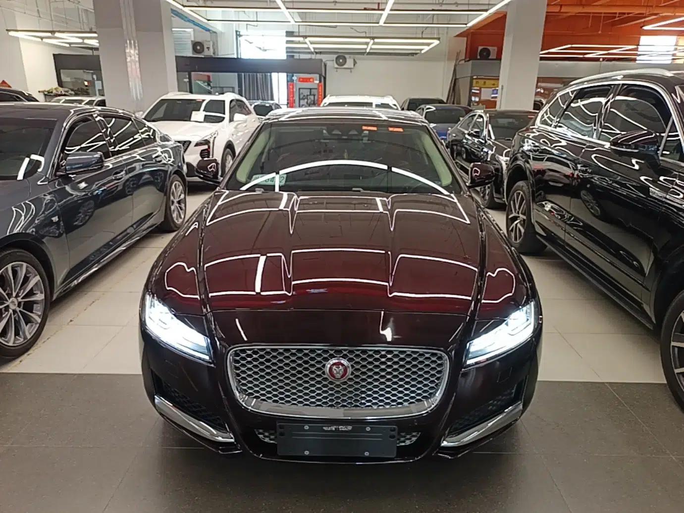 Jaguar XFL 2017 XFL 3.0 SC 340 PS Premium Edition — миниатюра 2