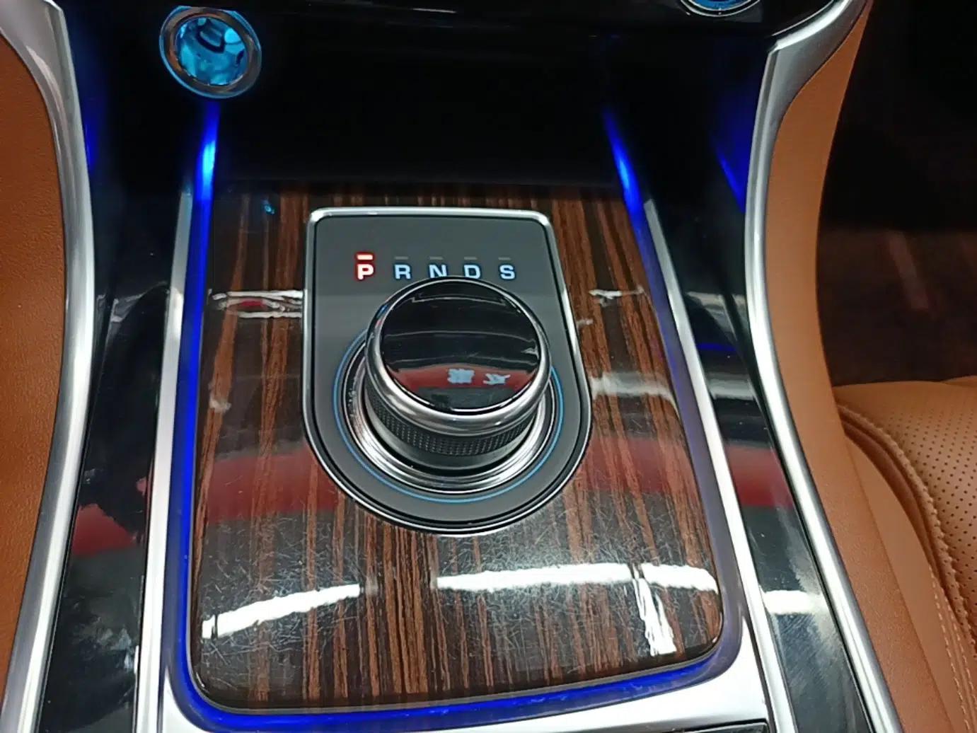 Jaguar XFL 2017 XFL 3.0 SC 340 PS Premium Edition — миниатюра 16