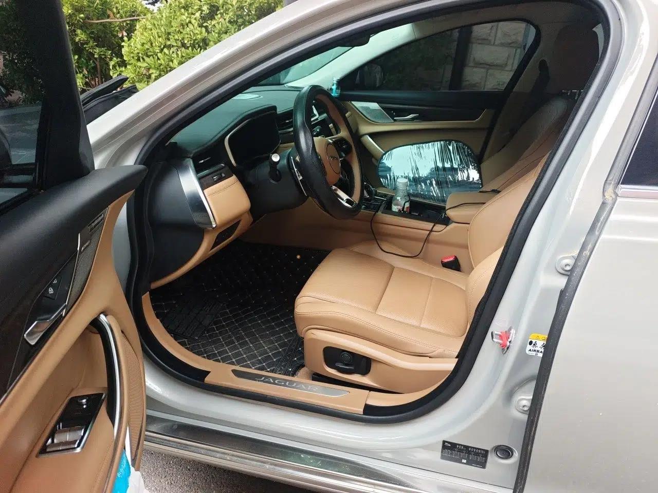 Jaguar XFL 2024 2.0T P250 Two-Wheel Drive Prestige Luxury Edition — миниатюра 16
