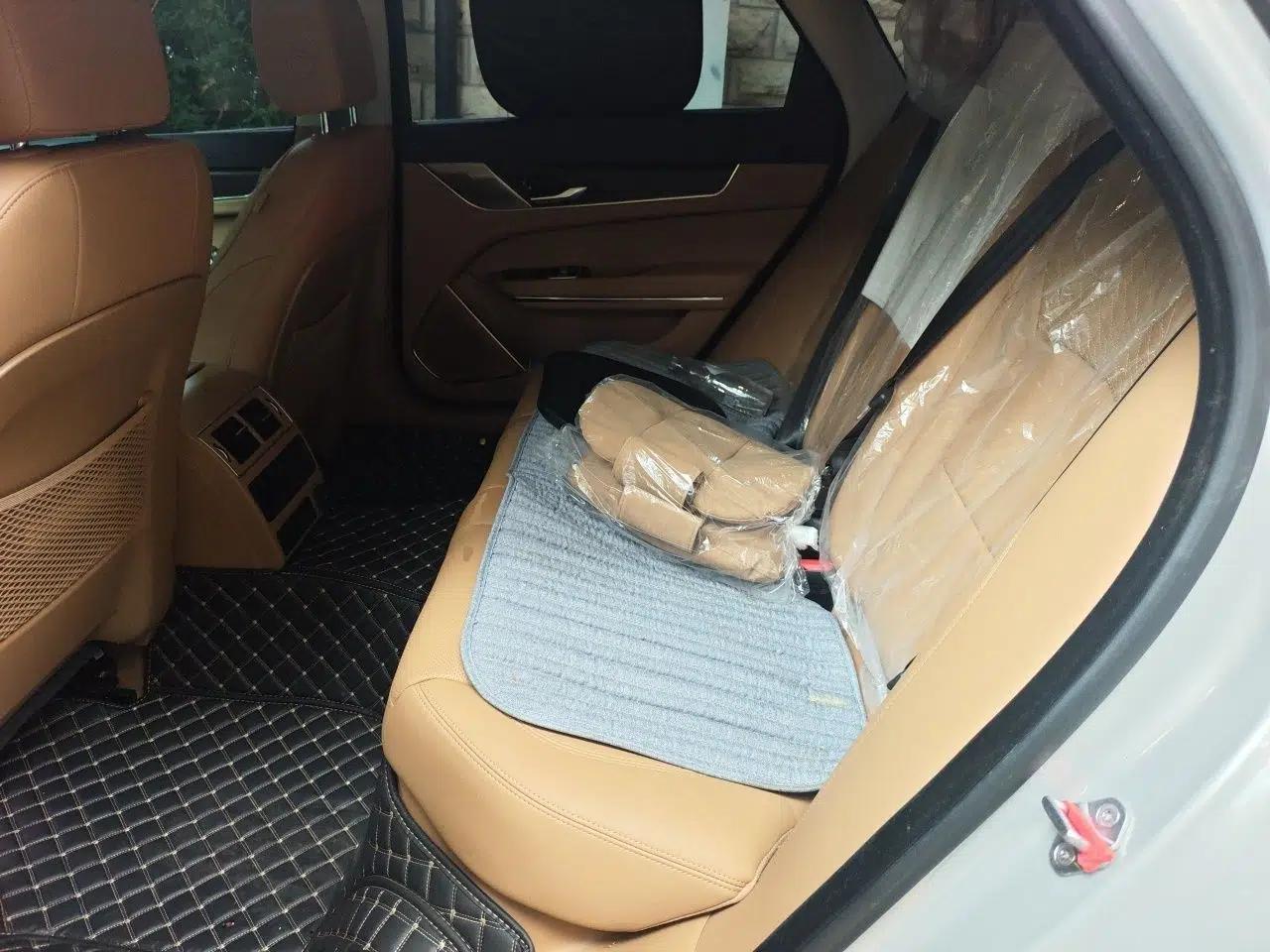 Jaguar XFL 2024 2.0T P250 Two-Wheel Drive Prestige Luxury Edition — миниатюра 17