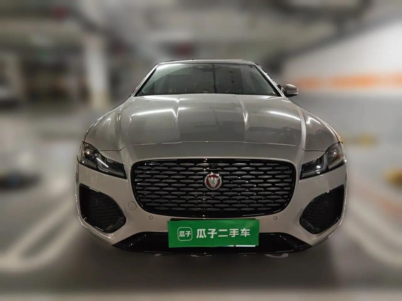 Jaguar XFL 2025 Model—2.0T P250, Two-Wheel Drive, Premium Luxury Edition — миниатюра 2