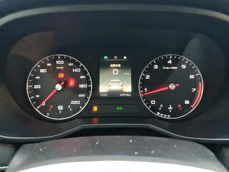 Roewe i5 2020 1.5L Manual 4G Connected Flagship Edition — миниатюра 14