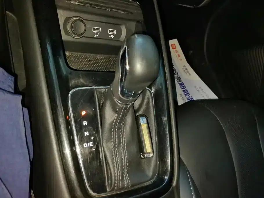 Roewe i5 2019 1.5L Automatic 4G Connected Langhao Edition — миниатюра 16