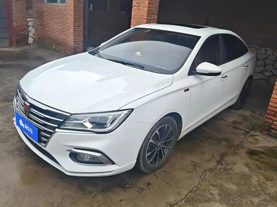 Roewe i5 2020 1.5L Manual 4G Connected Flagship Edition — миниатюра 1
