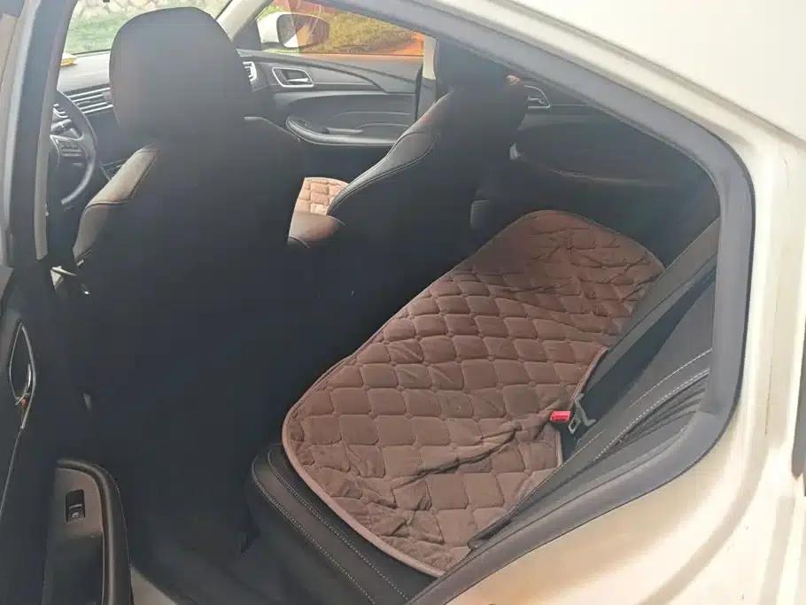 Roewe i5 2020 1.5L Manual 4G Connected Flagship Edition — миниатюра 11
