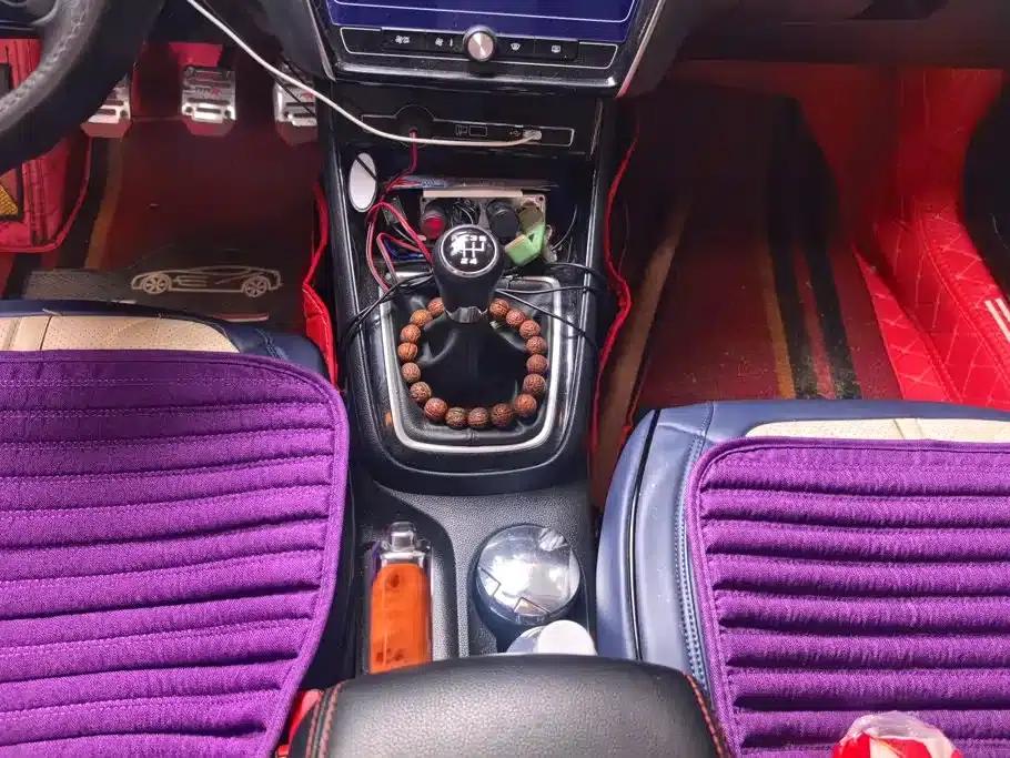 Roewe i5 2020 1.5L Manual 4G Connected Leading Edition — миниатюра 16