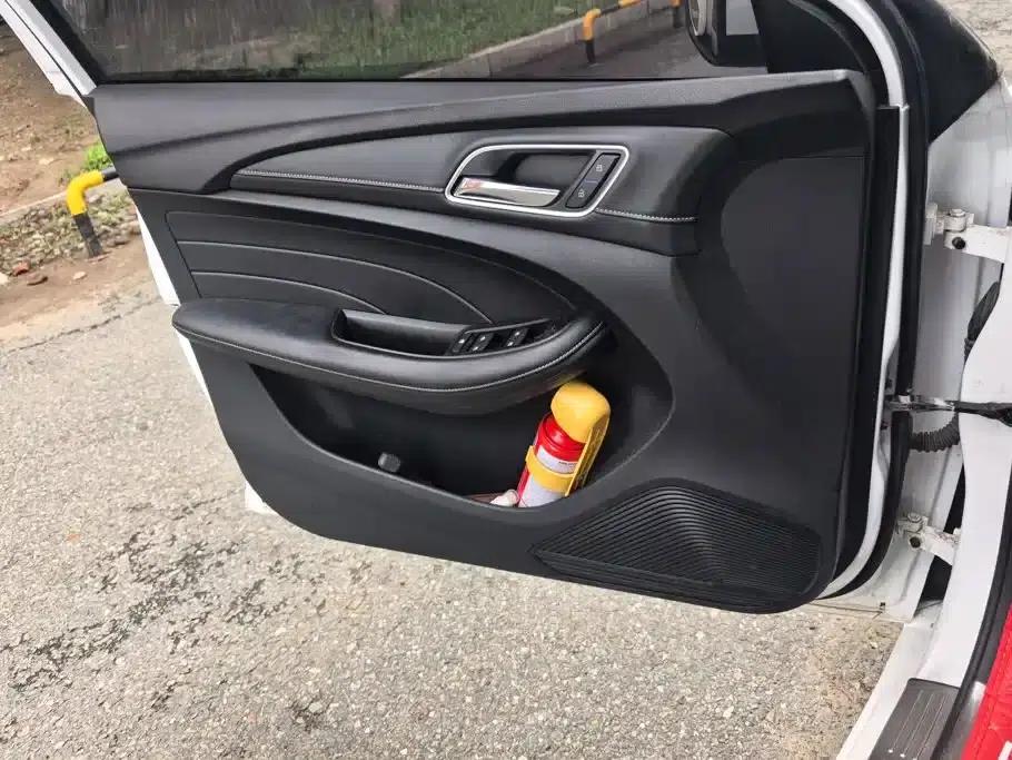 Roewe i5 2020 1.5L Manual 4G Connected Leading Edition — миниатюра 7