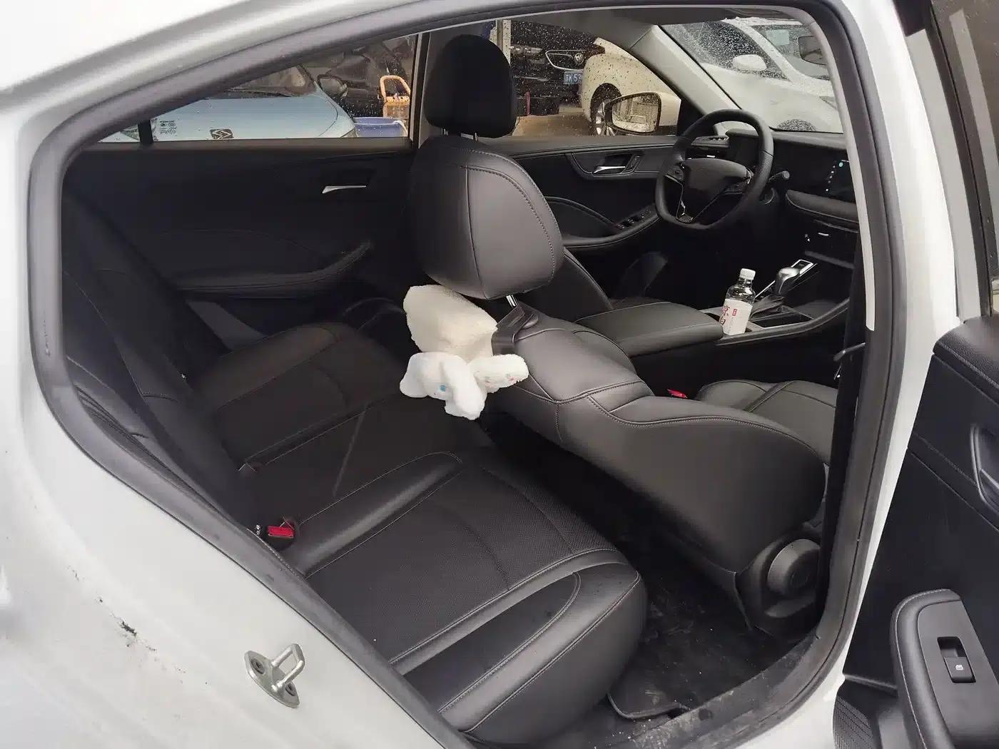 Roewe i5 2023 1.5L CVT Premium Edition — миниатюра 11