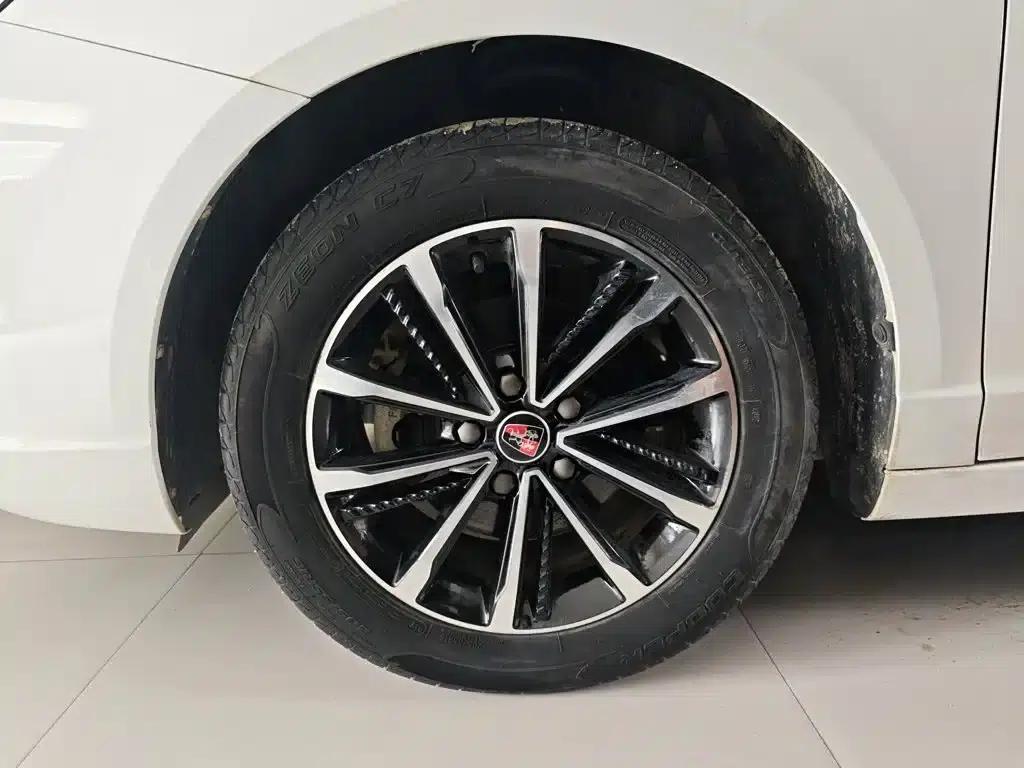 Roewe i5 2020 1.5L Automatic 4G Connected Leading Flagship Edition — миниатюра 23