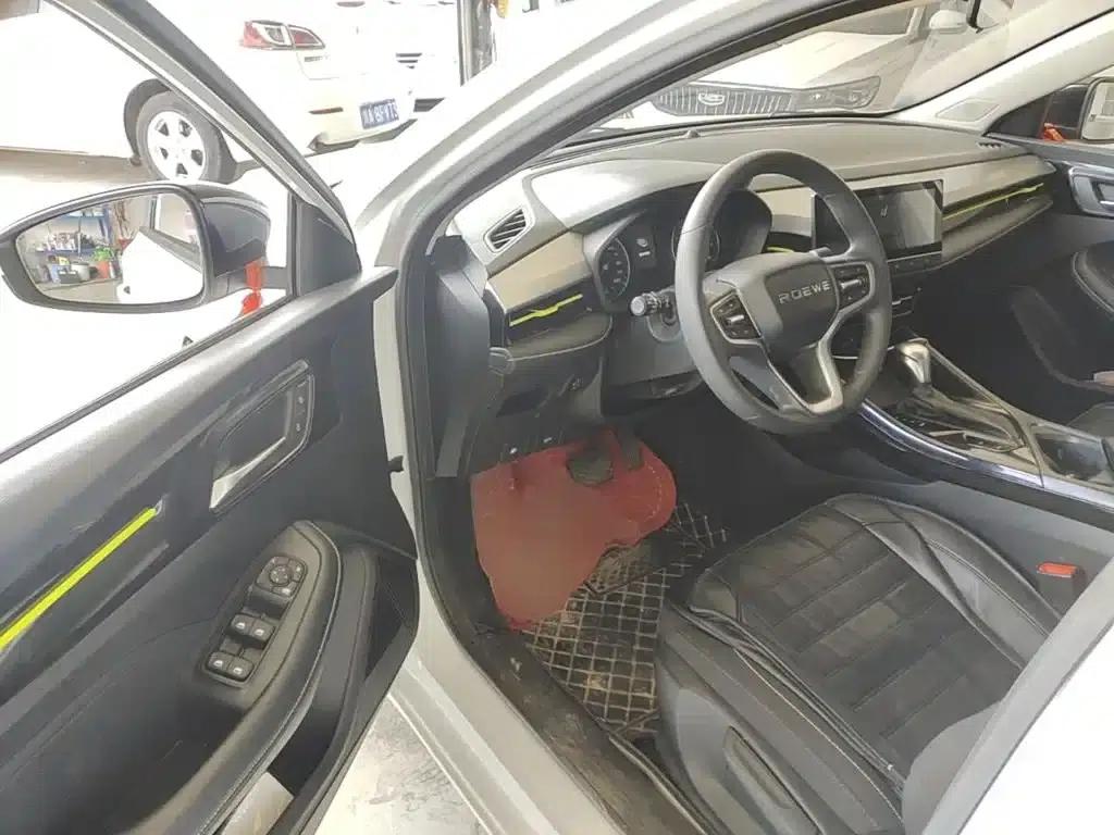 Roewe i5 2021 1.5L CVT Platinum Edition — миниатюра 16