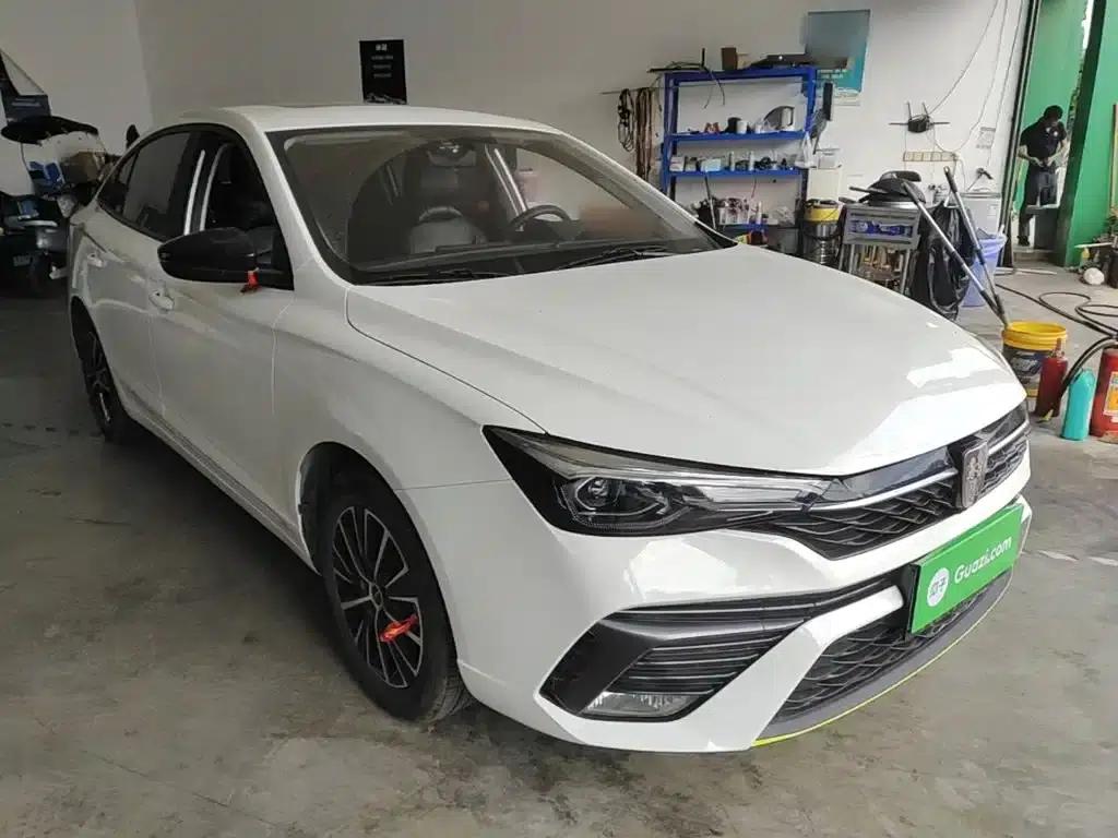 Roewe i5 2021 1.5L CVT Platinum Edition — миниатюра 4