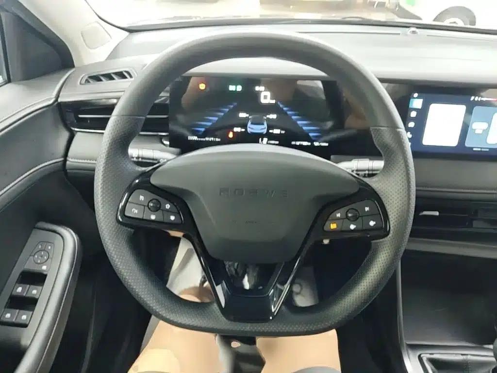 Roewe i5 2023 1.5L Manual Comfort Edition — миниатюра 11