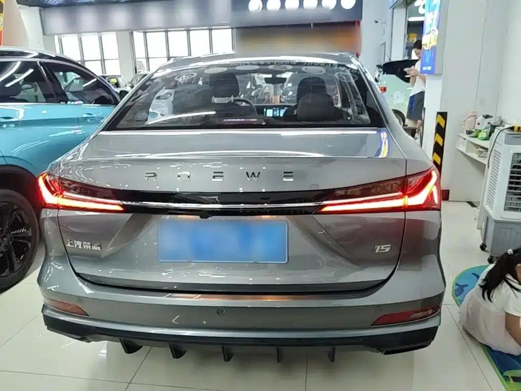 Roewe i5 2023 1.5L Manual Comfort Edition — миниатюра 6