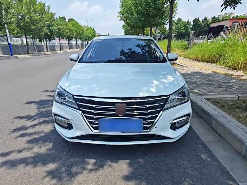 Roewe i5 2019 1.5L Automatic 4G Connected Langhao Edition — миниатюра 3