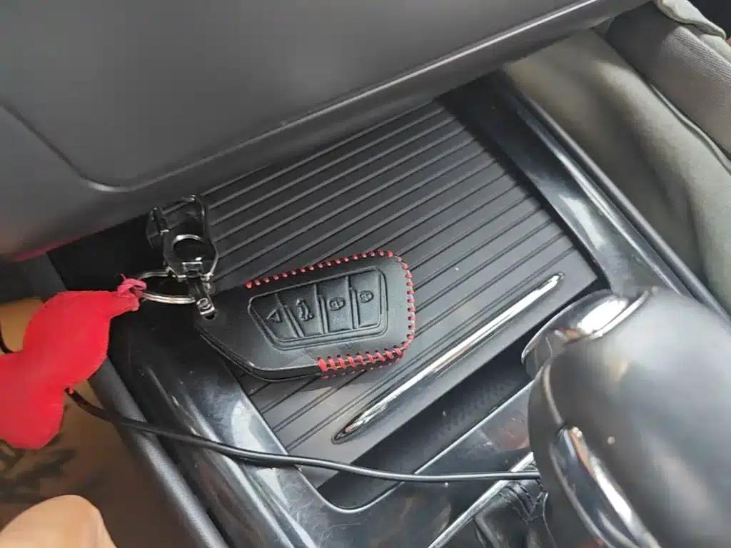 Roewe i5 2019 1.5L Automatic 4G Connected Langhao Edition — миниатюра 9
