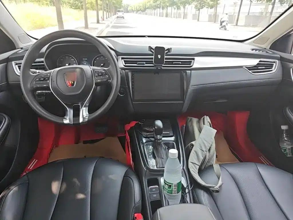 Roewe i5 2019 1.5L Automatic 4G Connected Langhao Edition — миниатюра 10