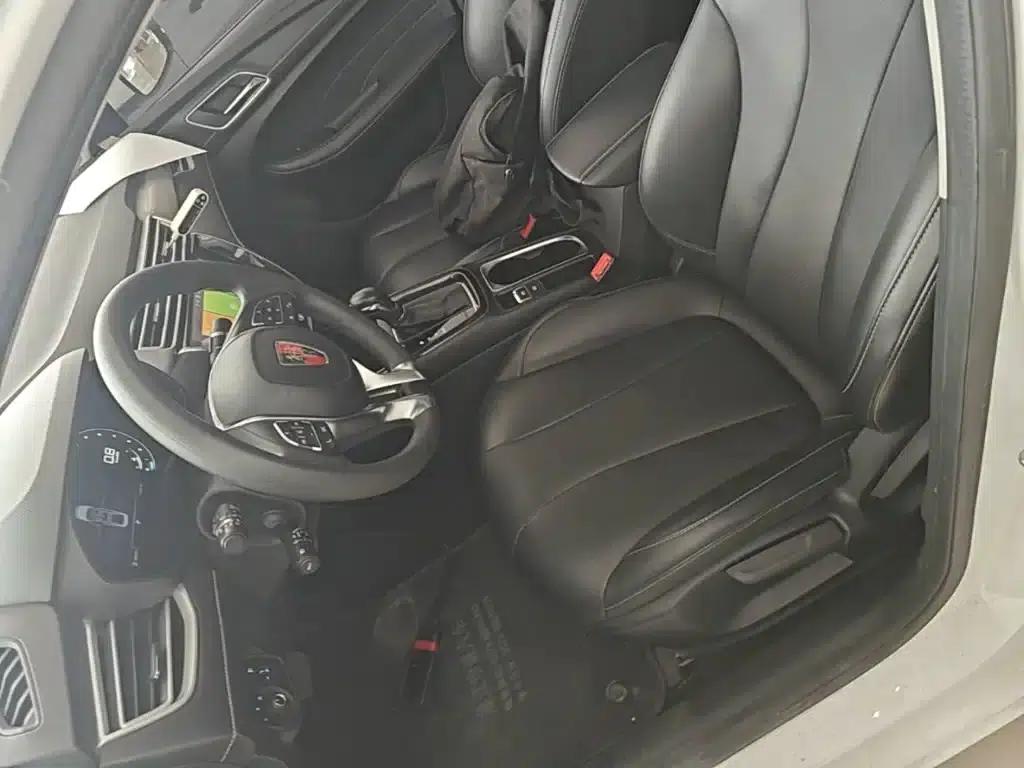 Roewe i5 2020 1.5L Automatic 4G Connected Leading Flagship Edition — миниатюра 15
