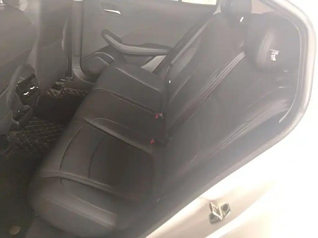 Roewe i5 2023 1.5L CVT Premium Edition — миниатюра 17