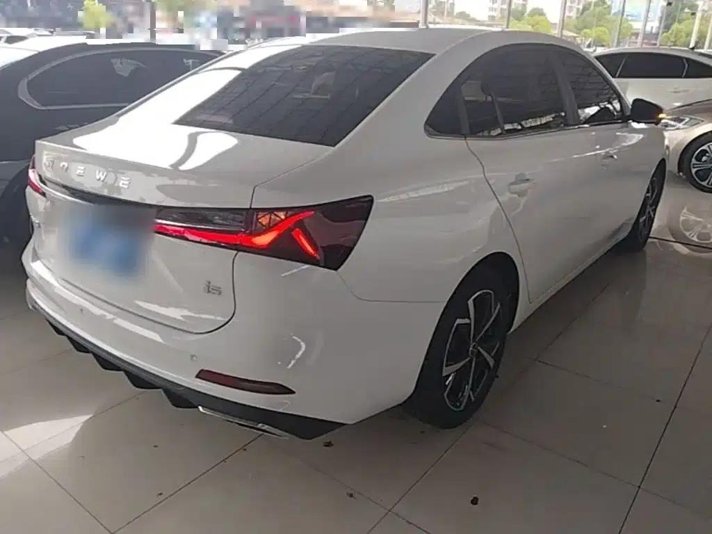 Roewe i5 2023 1.5L CVT Premium Edition — миниатюра 7