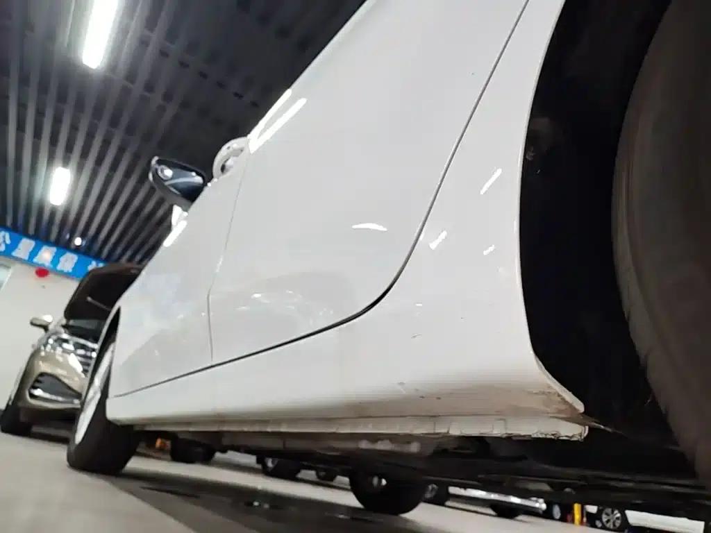 Roewe i5 2023 1.5L Manual Comfort Edition — миниатюра 22