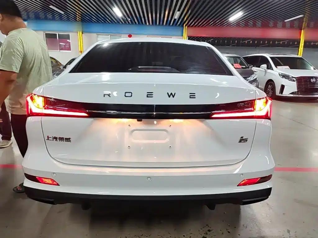 Roewe i5 2023 1.5L Manual Comfort Edition — миниатюра 6