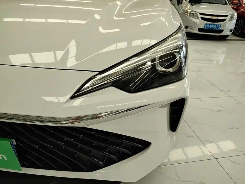 Roewe i5 2023 1.5L Manual Premium Edition — миниатюра 24
