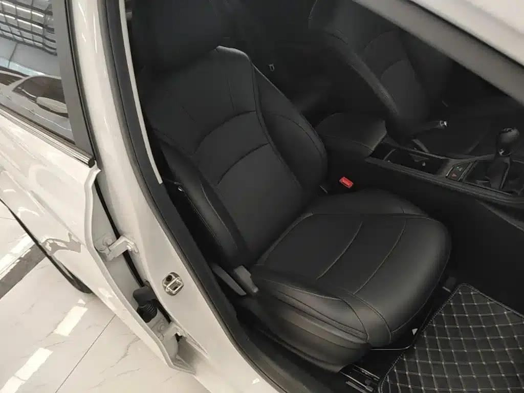 Roewe i5 2023 1.5L Manual Premium Edition — миниатюра 25