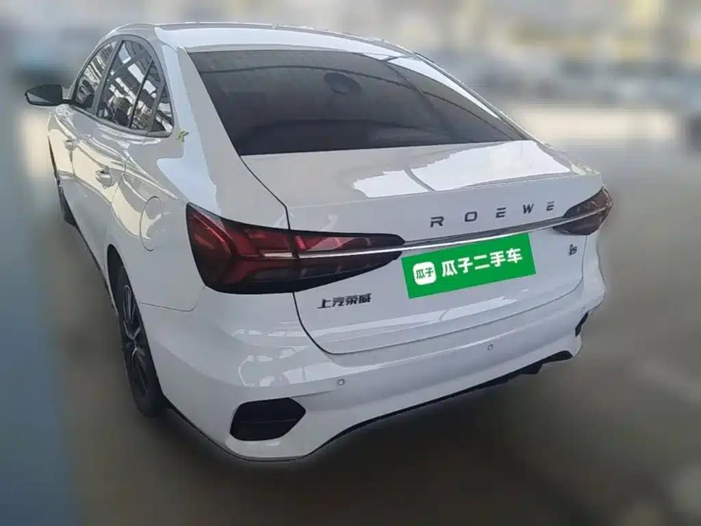 Roewe i5 2021 1.5L CVT Platinum Edition — миниатюра 9